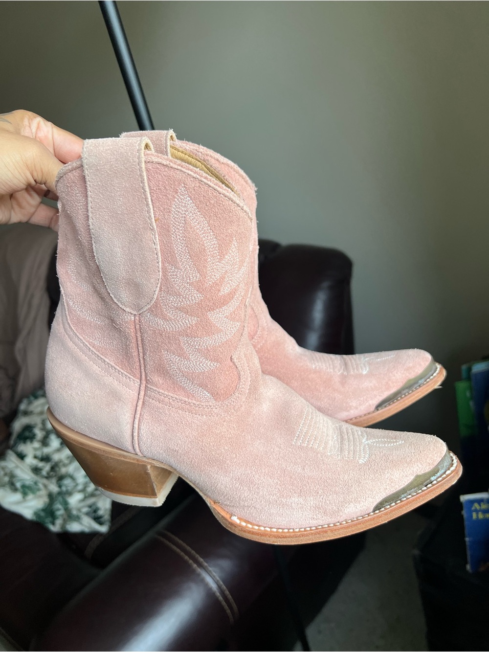 Idyllwind boots size 9